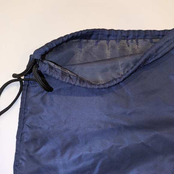 Nike Drawstring Backpack Bag - Picture 4 of 4